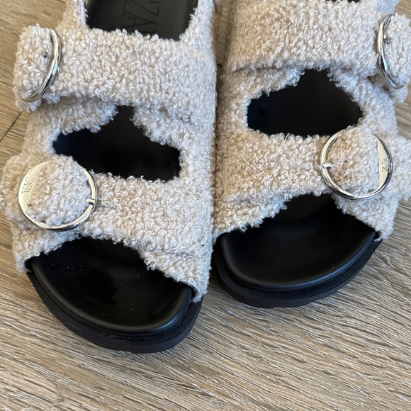 ZARA /  Sherpa Sandals w/ Velcro Back Strap - Picture 6 of 10